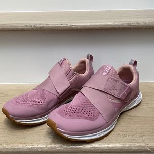 Tiem Spin Shoes- size 8.5 Pink
